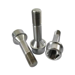 Titano tvirtinimo detalės